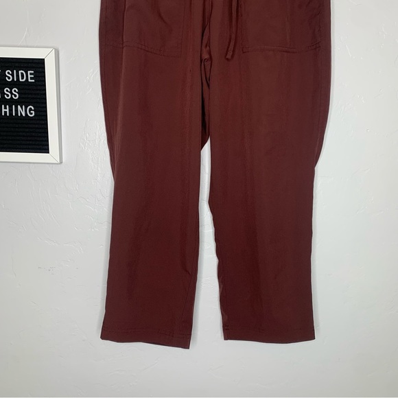 Old Navy Marron Stretch Tech Pants Medium - Picture 4 of 13